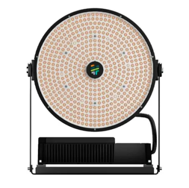 Светодиодный прожектор TANOS D8-1500L-957 (DMX)